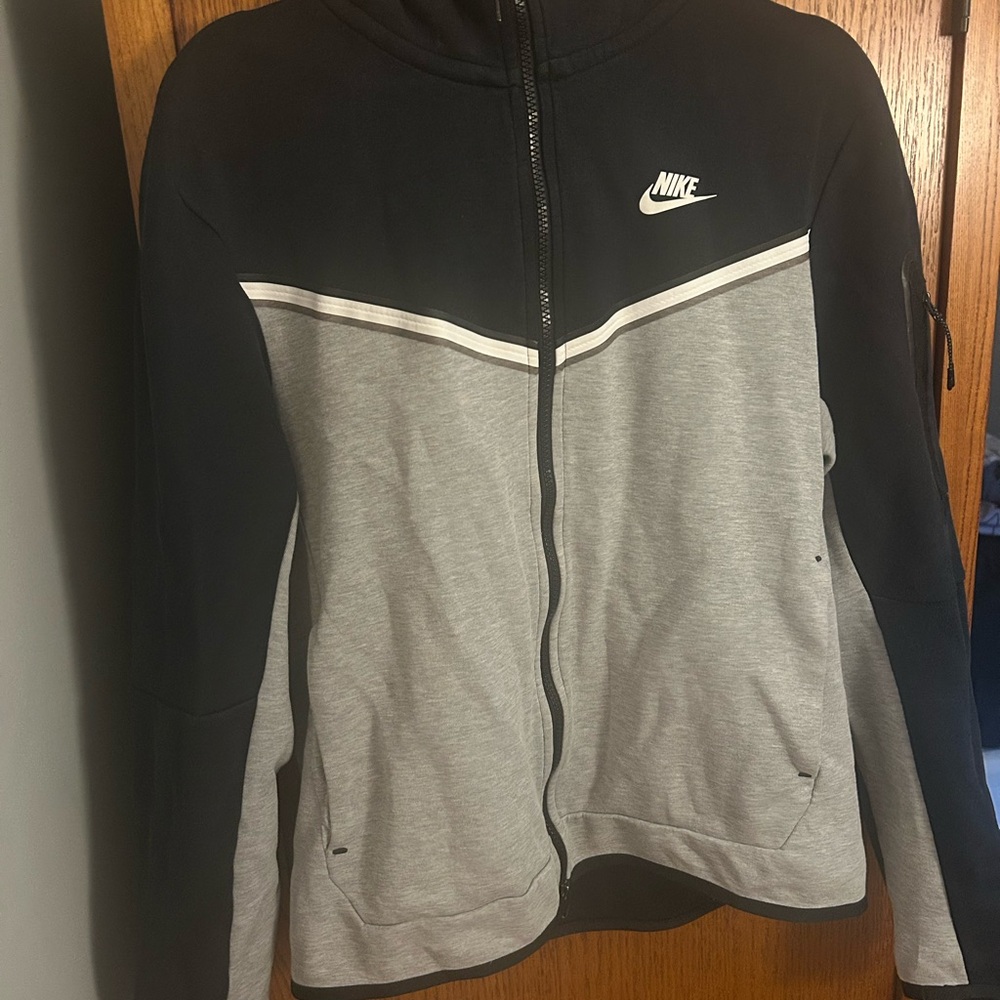 Nike tech fleece jacket black and grey